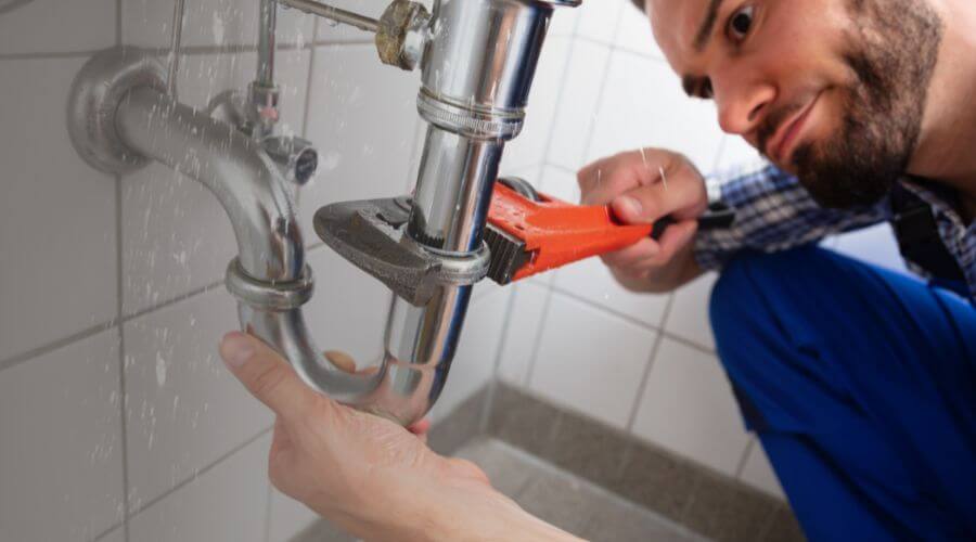 Professional same day plumber services in East Hampton, CT